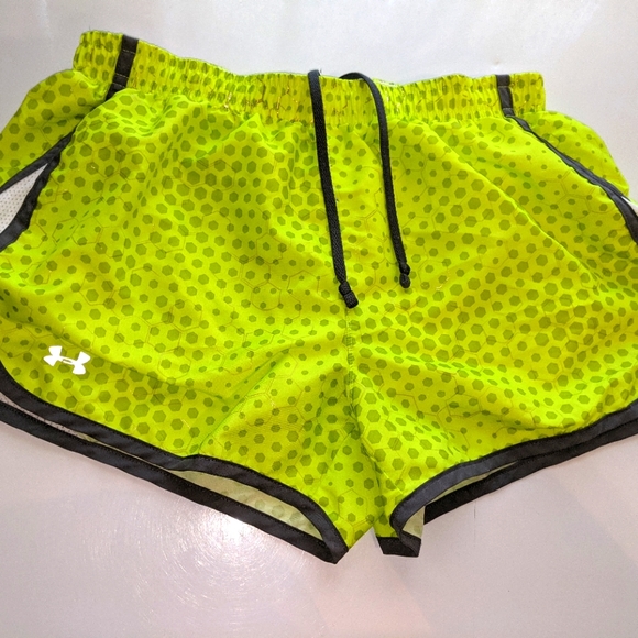 🍍NWOT Under Armour Athletic Shorts🍍 - Picture 2 of 4